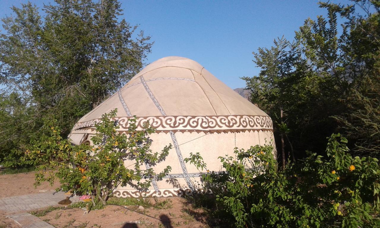 Bokonbayevo Trekking Center酒店 外观 照片